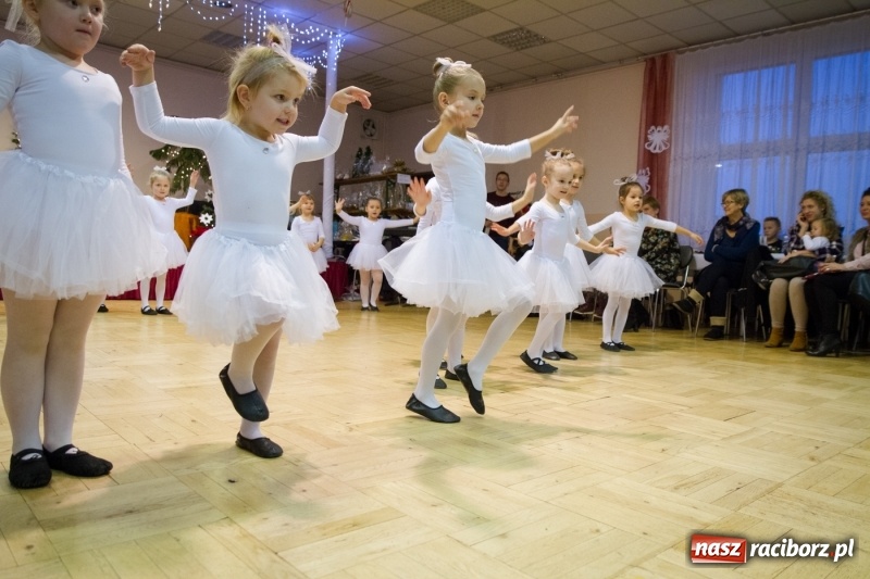 Zdjęcie w galerii na portalu naszraciborz.pl: Bojanowskie jasełka przy pełnej widowni  wiadomości z regionu