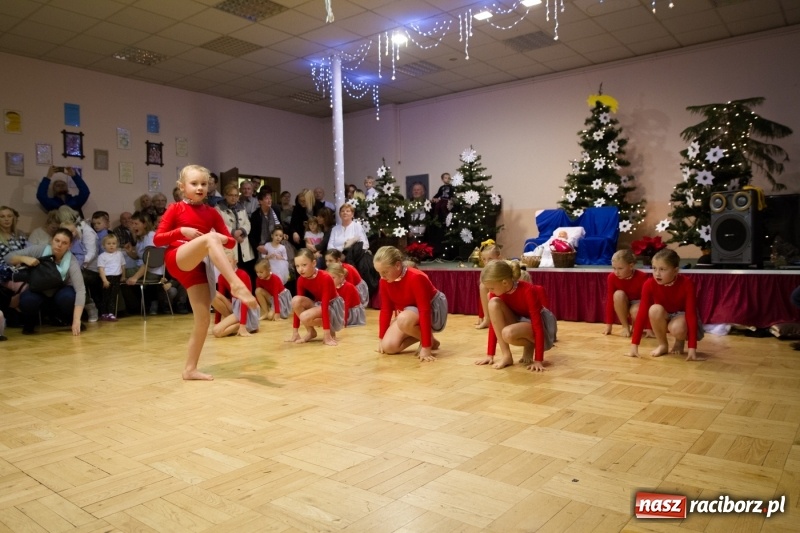 Zdjęcie w galerii na portalu naszraciborz.pl: Bojanowskie jasełka przy pełnej widowni  wiadomości z regionu