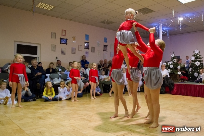 Zdjęcie w galerii na portalu naszraciborz.pl: Bojanowskie jasełka przy pełnej widowni  wiadomości z regionu