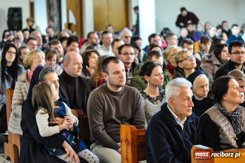 Zdjęcie w galerii na portalu naszraciborz.pl: Nie zadawajcie się z miernotą. Dążcie do świętości. Dr Wanda Półtawska w Raciborzu wiadomości z regionu