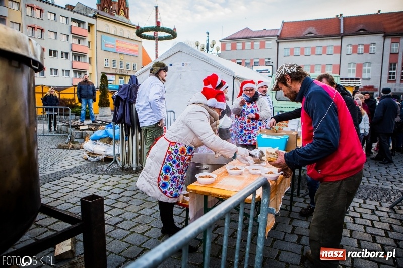 Zdjęcie w galerii na portalu naszraciborz.pl: Niedzielne atrakcje na raciborskim jarmarku wiadomości z regionu