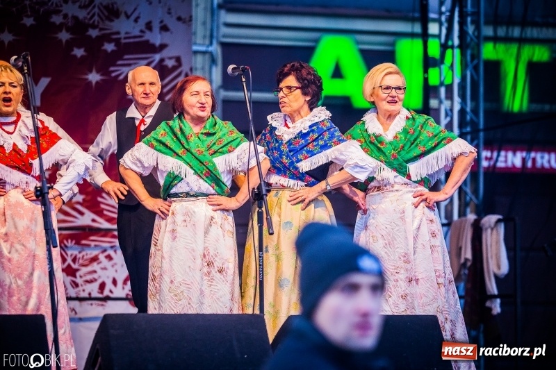 Zdjęcie w galerii na portalu naszraciborz.pl: Niedzielne atrakcje na raciborskim jarmarku wiadomości z regionu