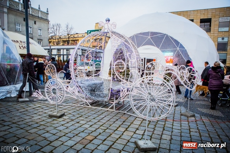 Zdjęcie w galerii na portalu naszraciborz.pl: Niedzielne atrakcje na raciborskim jarmarku wiadomości z regionu
