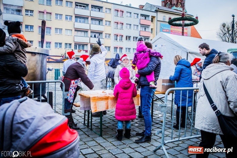 Zdjęcie w galerii na portalu naszraciborz.pl: Niedzielne atrakcje na raciborskim jarmarku wiadomości z regionu