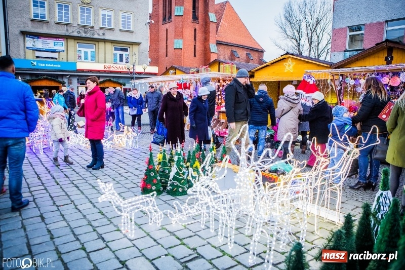 Zdjęcie w galerii na portalu naszraciborz.pl: Niedzielne atrakcje na raciborskim jarmarku wiadomości z regionu
