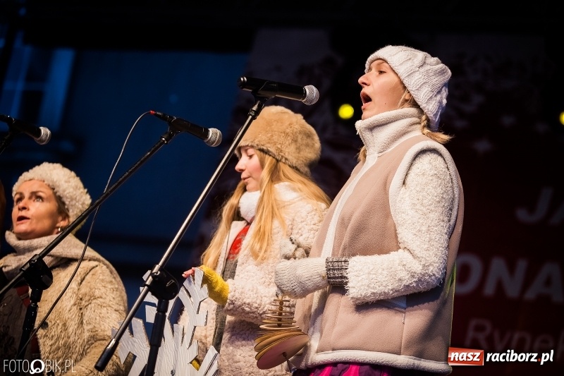 Zdjęcie w galerii na portalu naszraciborz.pl: Niedzielne atrakcje na raciborskim jarmarku wiadomości z regionu