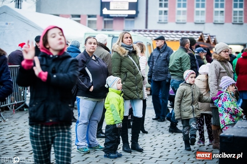 Zdjęcie w galerii na portalu naszraciborz.pl: Niedzielne atrakcje na raciborskim jarmarku wiadomości z regionu