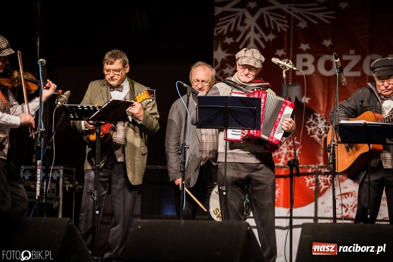 Zdjęcie w galerii na portalu naszraciborz.pl: Niedzielne atrakcje na raciborskim jarmarku wiadomości z regionu
