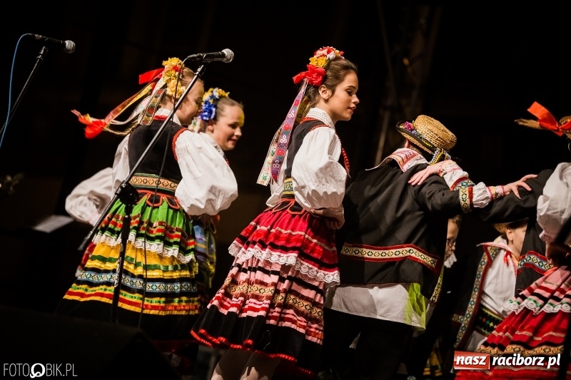 Zdjęcie w galerii na portalu naszraciborz.pl: Niedzielne atrakcje na raciborskim jarmarku wiadomości z regionu