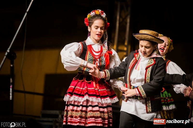 Zdjęcie w galerii na portalu naszraciborz.pl: Niedzielne atrakcje na raciborskim jarmarku wiadomości z regionu