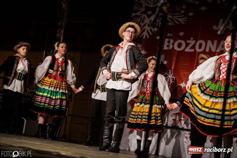 Zdjęcie w galerii na portalu naszraciborz.pl: Niedzielne atrakcje na raciborskim jarmarku wiadomości z regionu