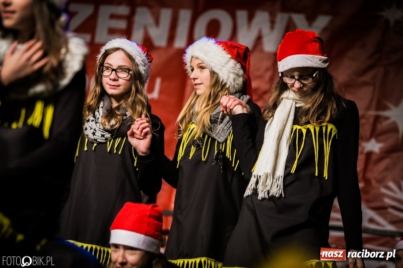 Zdjęcie w galerii na portalu naszraciborz.pl: Niedzielne atrakcje na raciborskim jarmarku wiadomości z regionu