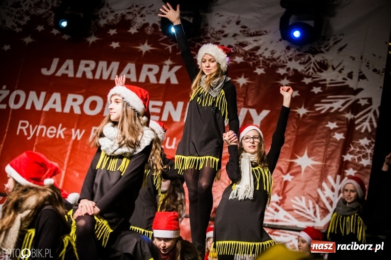Zdjęcie w galerii na portalu naszraciborz.pl: Niedzielne atrakcje na raciborskim jarmarku wiadomości z regionu