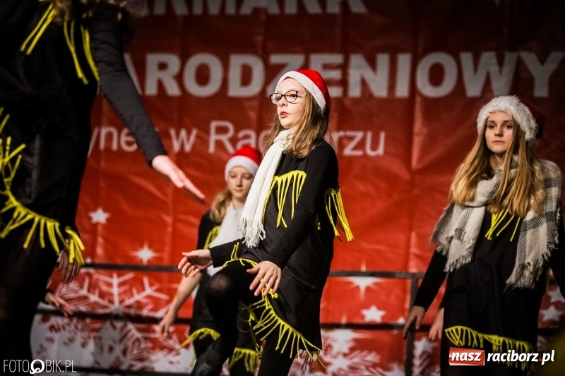 Zdjęcie w galerii na portalu naszraciborz.pl: Niedzielne atrakcje na raciborskim jarmarku wiadomości z regionu