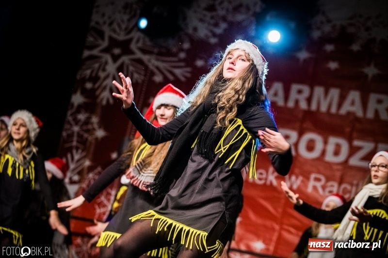 Zdjęcie w galerii na portalu naszraciborz.pl: Niedzielne atrakcje na raciborskim jarmarku wiadomości z regionu