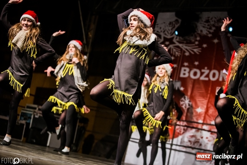 Zdjęcie w galerii na portalu naszraciborz.pl: Niedzielne atrakcje na raciborskim jarmarku wiadomości z regionu