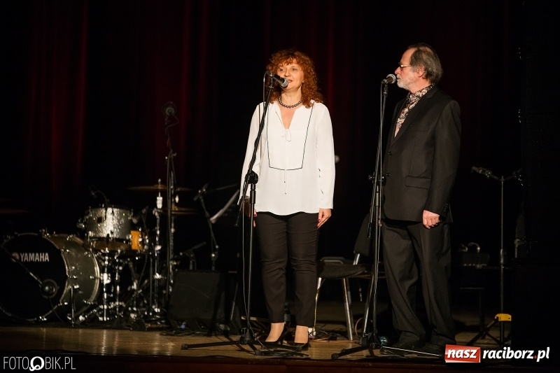 Zdjęcie w galerii na portalu naszraciborz.pl: Magiczny głos Yasmin Levy zabrzmiał w Raciborskim Centrum Kultury wiadomości z regionu