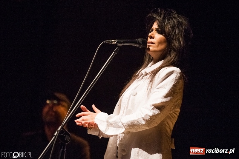 Zdjęcie w galerii na portalu naszraciborz.pl: Magiczny głos Yasmin Levy zabrzmiał w Raciborskim Centrum Kultury wiadomości z regionu