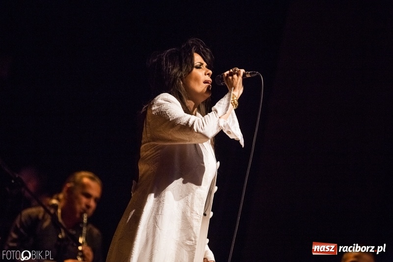 Zdjęcie w galerii na portalu naszraciborz.pl: Magiczny głos Yasmin Levy zabrzmiał w Raciborskim Centrum Kultury wiadomości z regionu