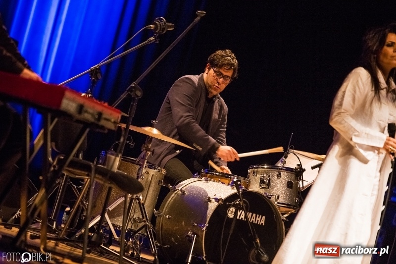 Zdjęcie w galerii na portalu naszraciborz.pl: Magiczny głos Yasmin Levy zabrzmiał w Raciborskim Centrum Kultury wiadomości z regionu