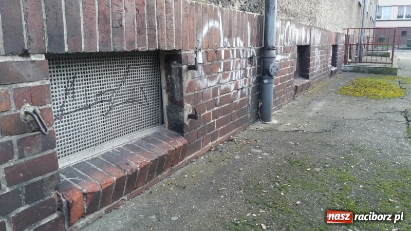 Zdjęcie w galerii na portalu naszraciborz.pl: Luftschutzräume, czyli cywilne schrony przeciwlotnicze w budynkach mieszkalnych w Raciborzu wiadomości z regionu