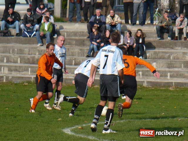 Zdjęcie w galerii na portalu naszraciborz.pl: Klasa A: Górki Śląskie: Niecodzienne bramki wiadomości z regionu