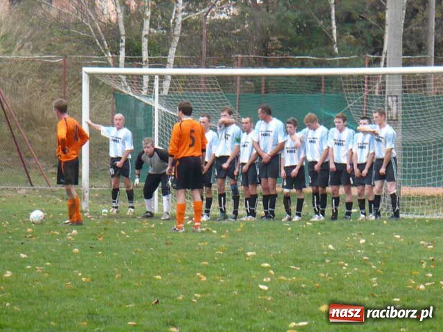 Zdjęcie w galerii na portalu naszraciborz.pl: Klasa A: Górki Śląskie: Niecodzienne bramki wiadomości z regionu