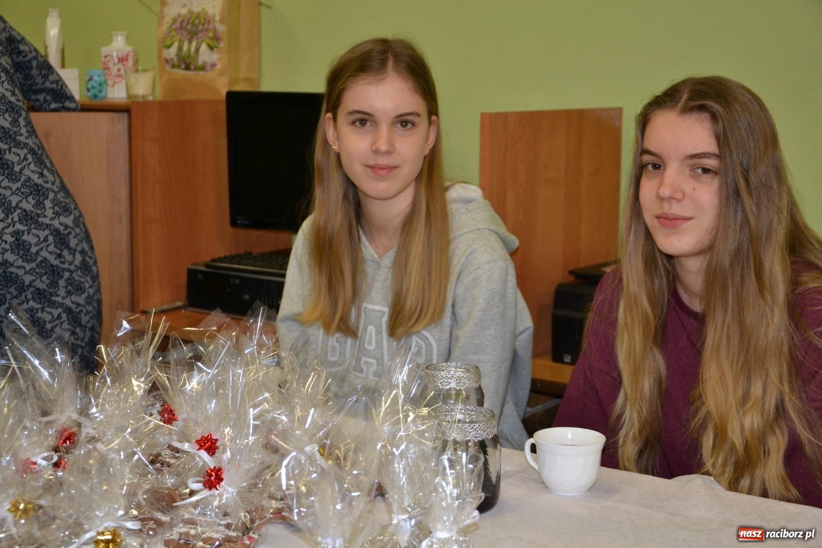 Zdjęcie w galerii na portalu naszraciborz.pl: Kiermasz przedświąteczny w Chałupkach wiadomości z regionu