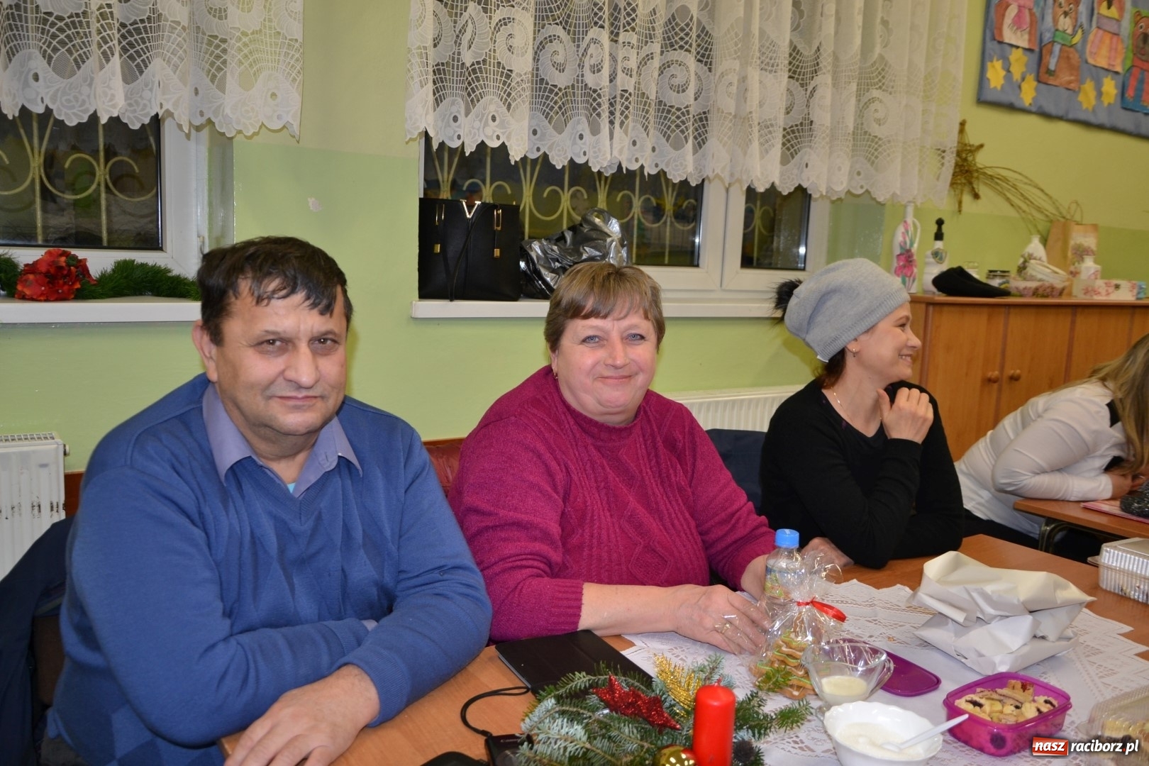 Zdjęcie w galerii na portalu naszraciborz.pl: Kiermasz przedświąteczny w Chałupkach wiadomości z regionu