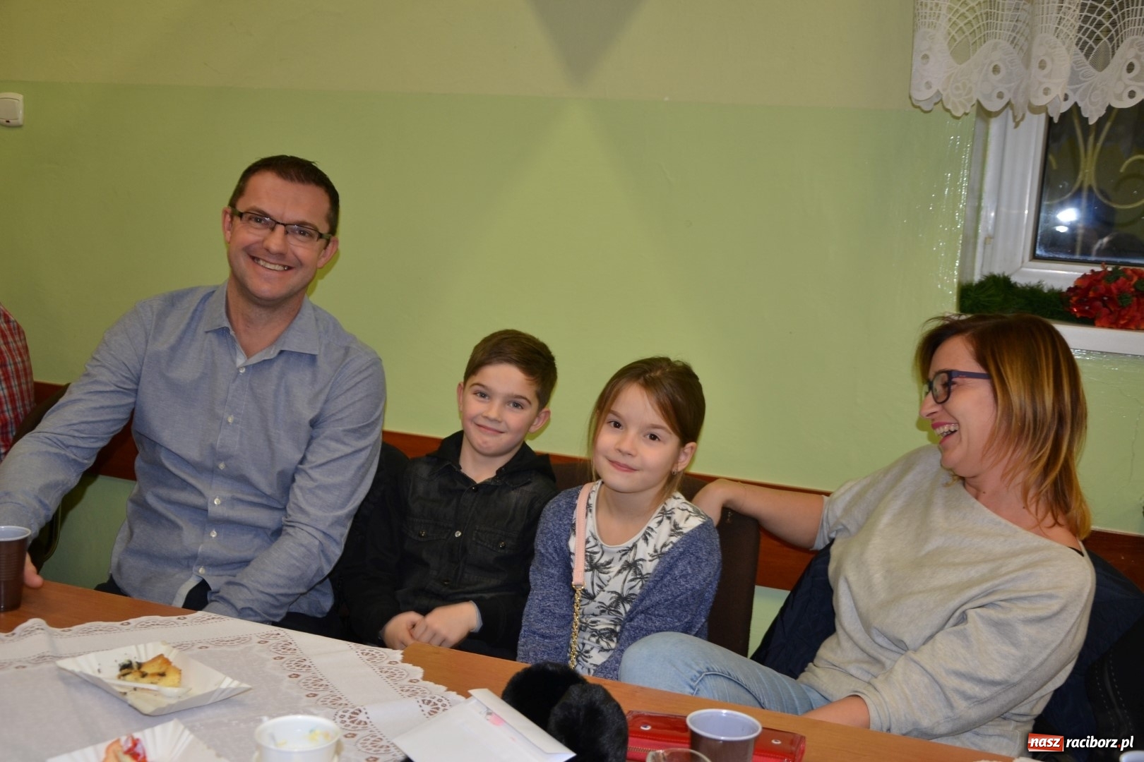 Zdjęcie w galerii na portalu naszraciborz.pl: Kiermasz przedświąteczny w Chałupkach wiadomości z regionu