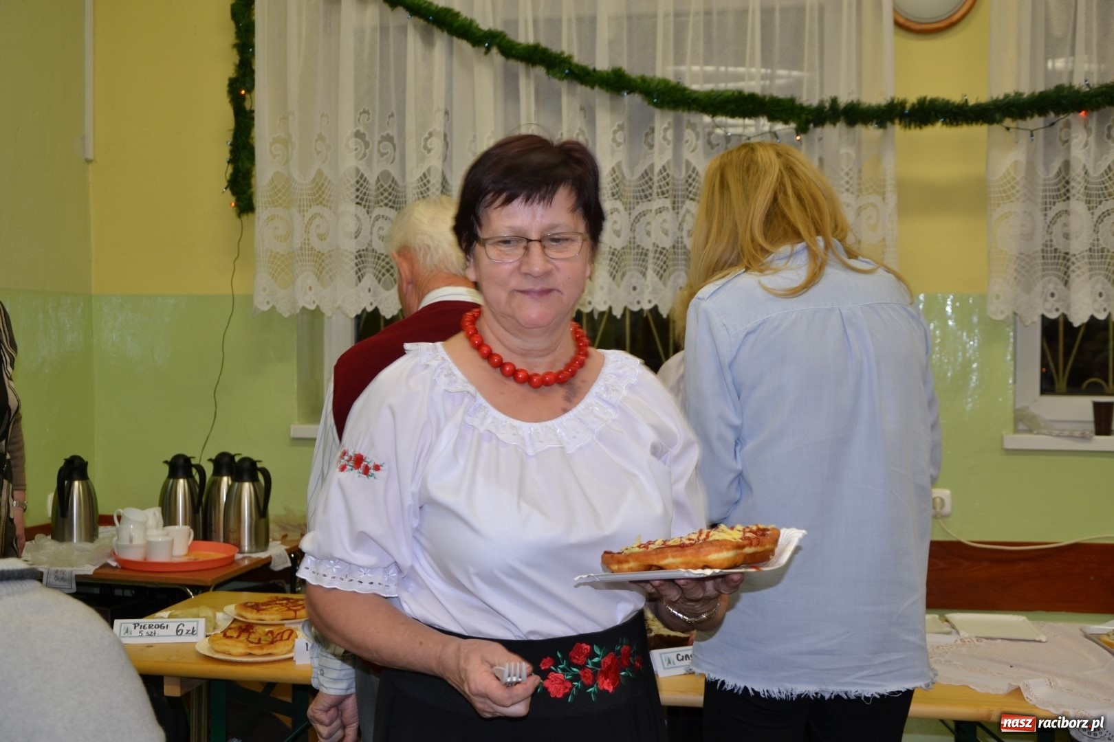 Zdjęcie w galerii na portalu naszraciborz.pl: Kiermasz przedświąteczny w Chałupkach wiadomości z regionu