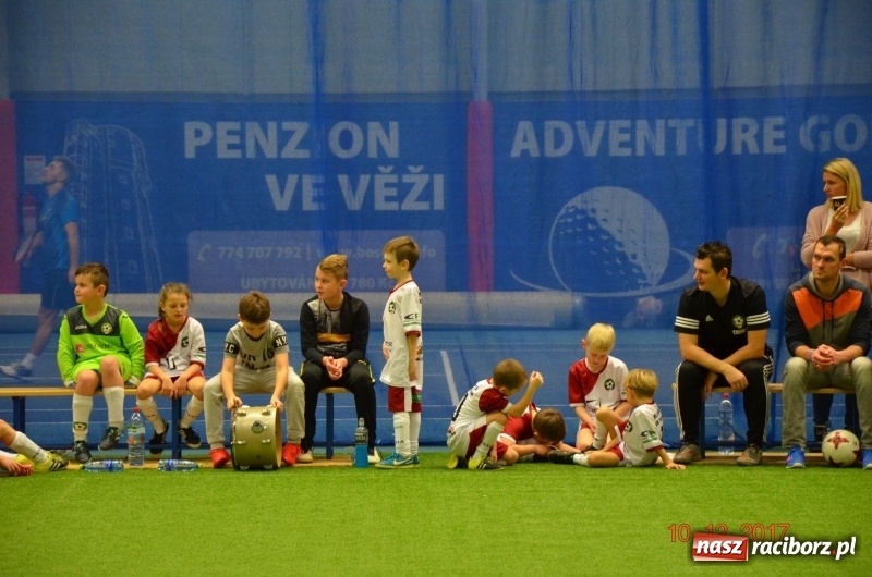 Zdjęcie w galerii na portalu naszraciborz.pl: Mikołajkowy turniej w Bohuminie wiadomości z regionu