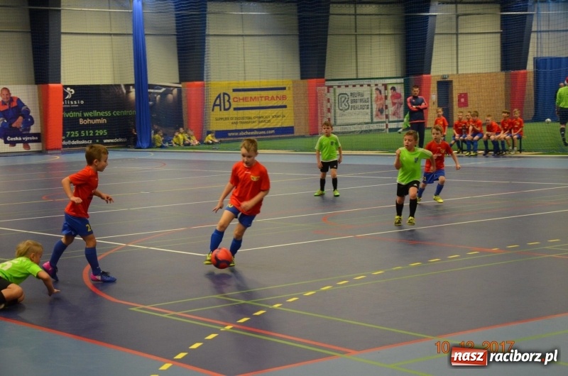 Zdjęcie w galerii na portalu naszraciborz.pl: Mikołajkowy turniej w Bohuminie wiadomości z regionu