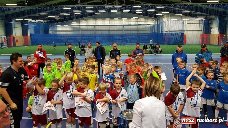 Zdjęcie w galerii na portalu naszraciborz.pl: Mikołajkowy turniej w Bohuminie wiadomości z regionu