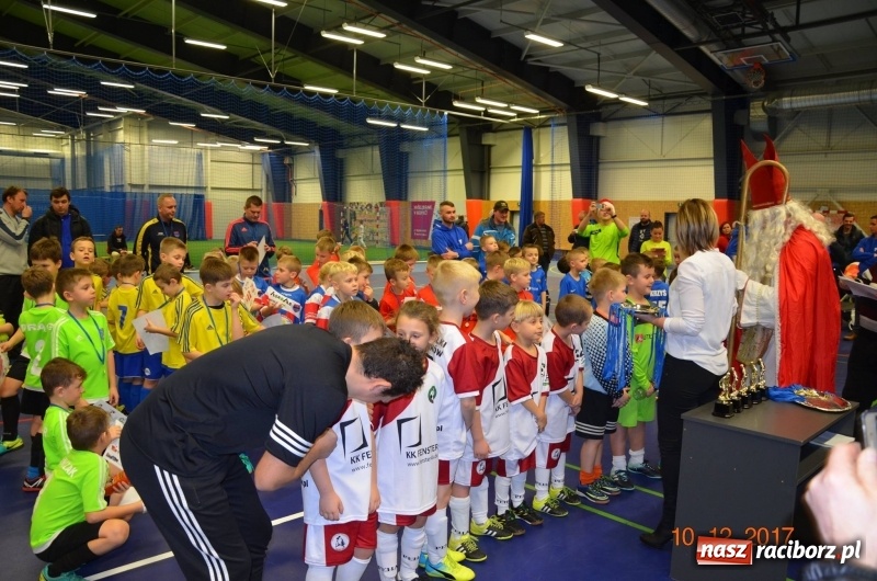 Zdjęcie w galerii na portalu naszraciborz.pl: Mikołajkowy turniej w Bohuminie wiadomości z regionu