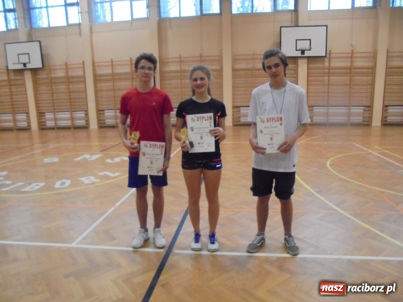 Zdjęcie w galerii na portalu naszraciborz.pl: Mikołaj u tenisistów TKKF Rafako wiadomości z regionu