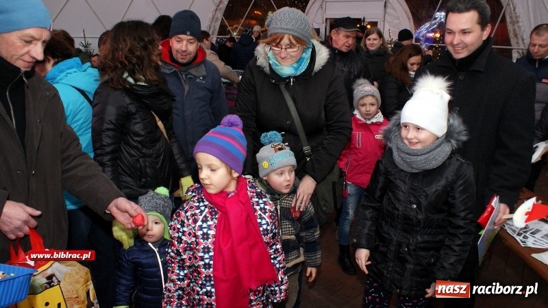Zdjęcie w galerii na portalu naszraciborz.pl: Mikołajkowa zabawa z biblioteką wiadomości z regionu