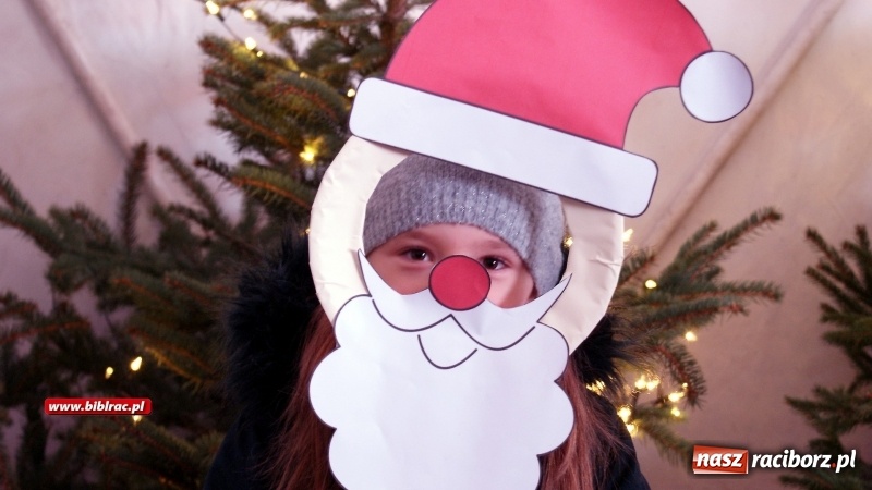 Zdjęcie w galerii na portalu naszraciborz.pl: Mikołajkowa zabawa z biblioteką wiadomości z regionu