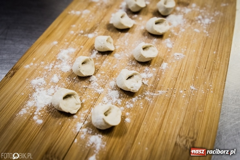 Zdjęcie w galerii na portalu naszraciborz.pl: Firma MJM zaprasza do Wędzarni oraz Restauracji Młyn na świąteczne zakupy i wigilijne biesiadowanie! wiadomości z regionu