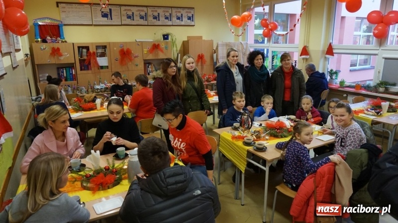 Zdjęcie w galerii na portalu naszraciborz.pl: Weekend cudów, czyli finał Szlachetnej Paczki w Raciborzu wiadomości z regionu