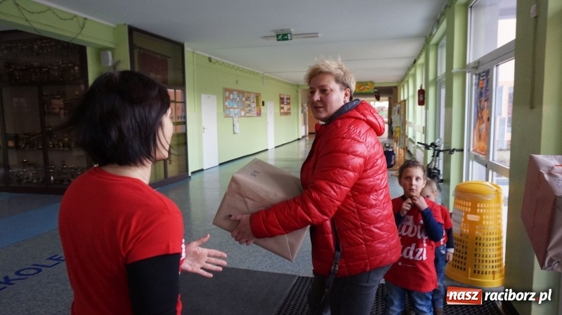 Zdjęcie w galerii na portalu naszraciborz.pl: Weekend cudów, czyli finał Szlachetnej Paczki w Raciborzu wiadomości z regionu