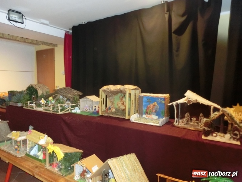 Zdjęcie w galerii na portalu naszraciborz.pl: Gwarno i świątecznie na Ostrogu wiadomości z regionu