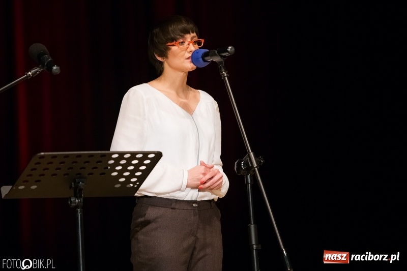 Zdjęcie w galerii na portalu naszraciborz.pl: W RCK wręczono medale im. ks. prałata Stefana Pieczki  wiadomości z regionu