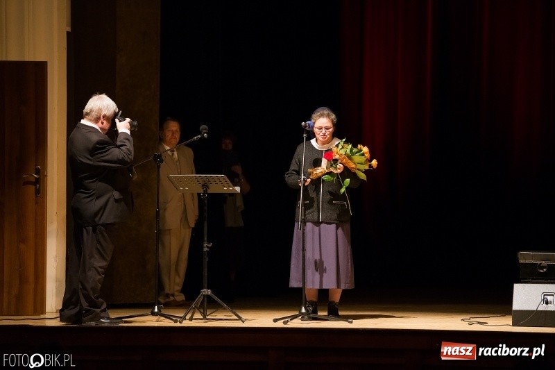 Zdjęcie w galerii na portalu naszraciborz.pl: W RCK wręczono medale im. ks. prałata Stefana Pieczki  wiadomości z regionu