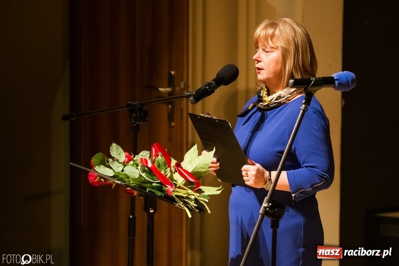 Zdjęcie w galerii na portalu naszraciborz.pl: W RCK wręczono medale im. ks. prałata Stefana Pieczki  wiadomości z regionu