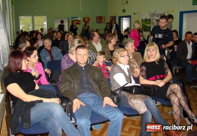 Zdjęcie w galerii na portalu naszraciborz.pl: Biskup wskrzesił dziadka Freuda wiadomości z regionu