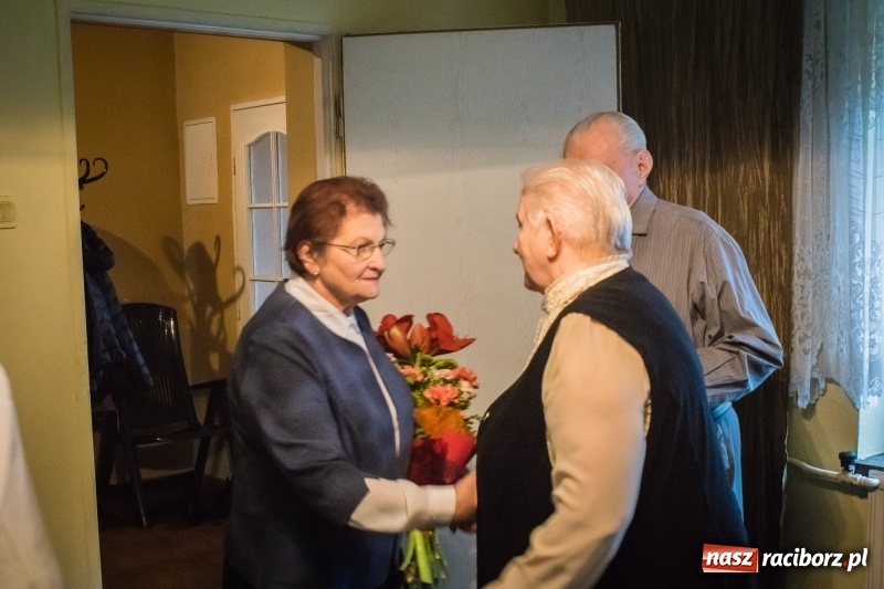 Zdjęcie w galerii na portalu naszraciborz.pl: Zaczęło się od zdjęcia. Diamentowe gody Państwa Malon wiadomości z regionu