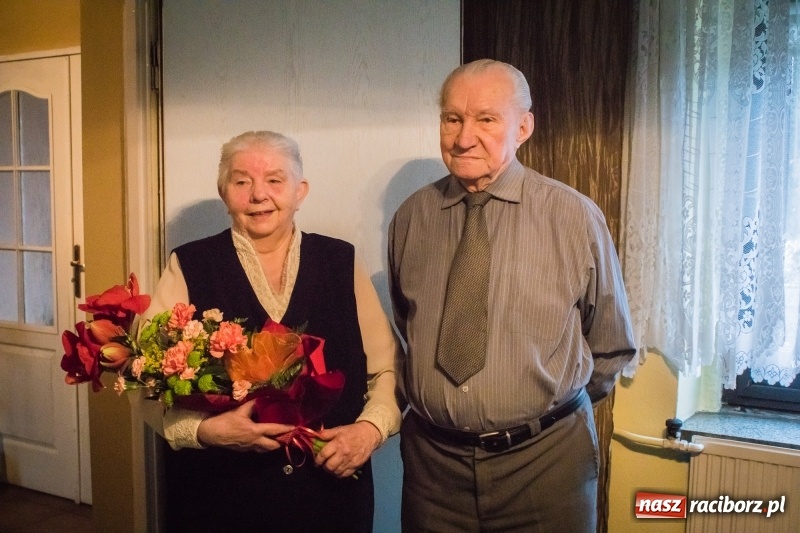 Zdjęcie w galerii na portalu naszraciborz.pl: Zaczęło się od zdjęcia. Diamentowe gody Państwa Malon wiadomości z regionu