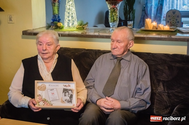 Zdjęcie w galerii na portalu naszraciborz.pl: Zaczęło się od zdjęcia. Diamentowe gody Państwa Malon wiadomości z regionu