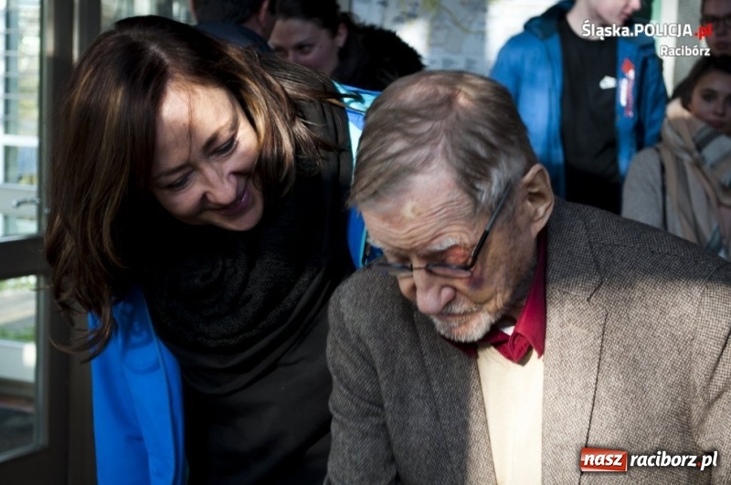 Zdjęcie w galerii na portalu naszraciborz.pl: Projekt pod nazwą Bo liczy się człowiek z udziałem raciborskiej młodzieży wiadomości z regionu